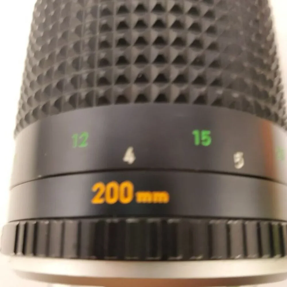 MINOLTA MC TELESCOPING ROKKOR-X 1:4 F=200MM CAMERA LENS 1013688